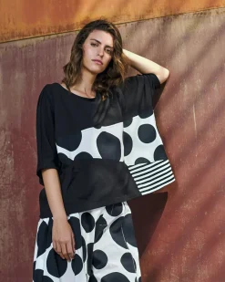 Women Alembika Tops & Tunics<Urban Rockefeller Dots Boxy Tee, Mono