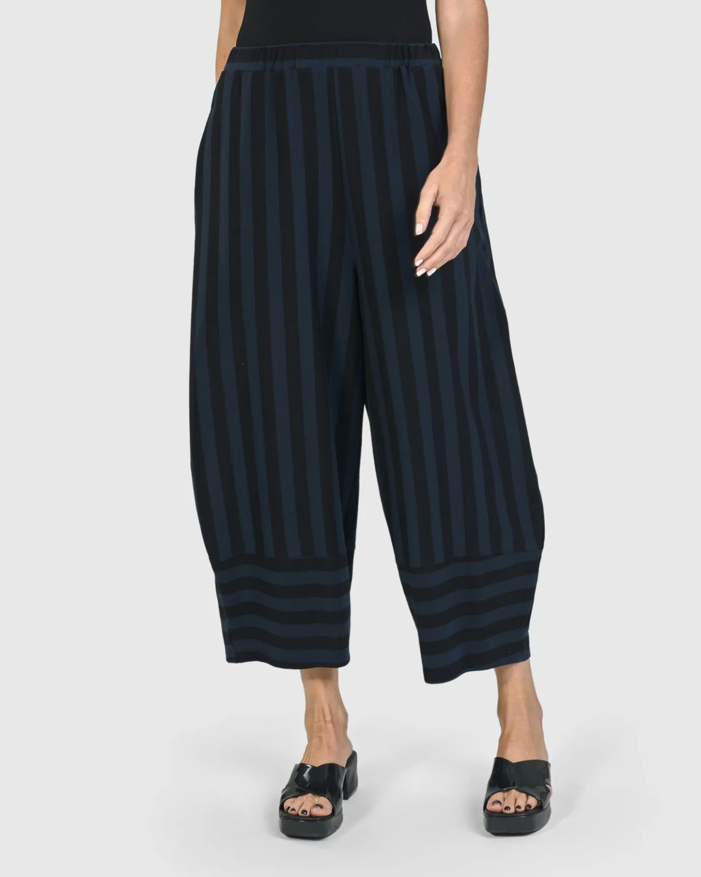 Women Alembika Plus<Urban Skyfall Lantern Pants, Navy