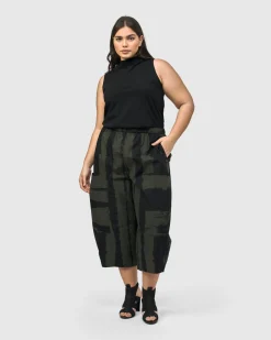 Women Alembika Tops & Tunics<Urban Sleeveless Mockneck Top, Black