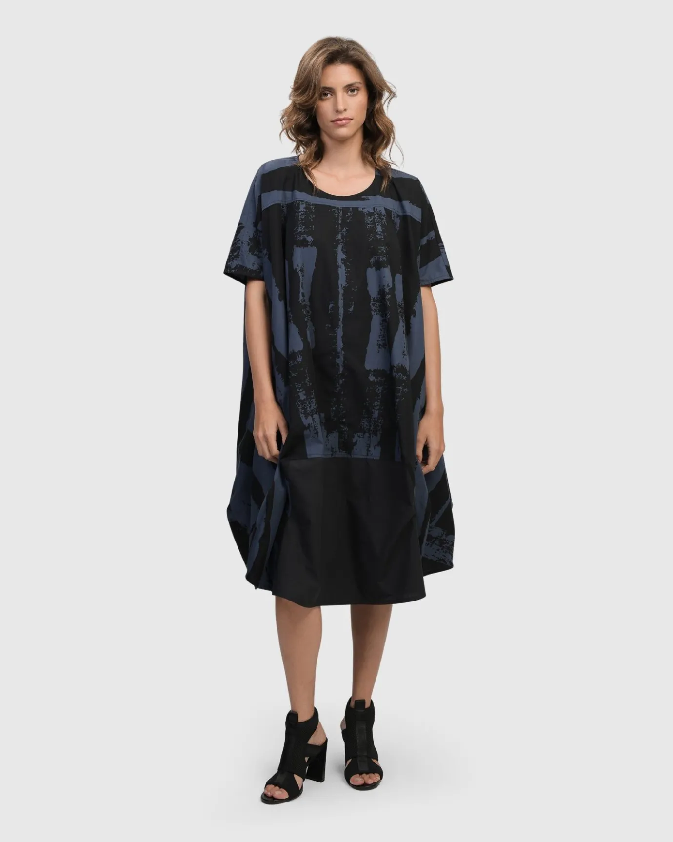 Women Alembika Plus<Urban Streets Muumuu Dress, Navy