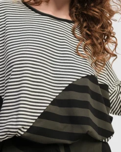 Women Alembika Plus<Urban Twister Top, Stripes