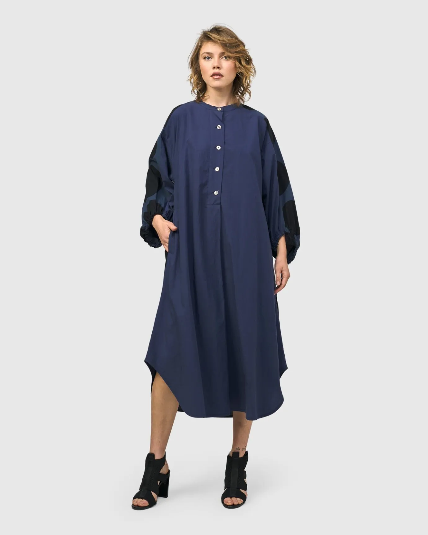 Women Alembika Dresses<Urban Vista Caftan Dress, Navy